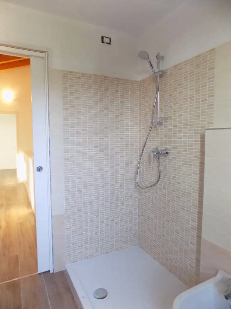 4-locali-con-terrazzo-in-vendita-a-Burago-di-Molgora-Brianza-40