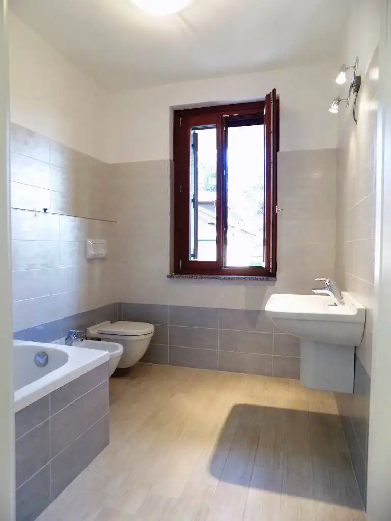 4-locali-con-terrazzo-in-vendita-a-Burago-di-Molgora-Brianza-47