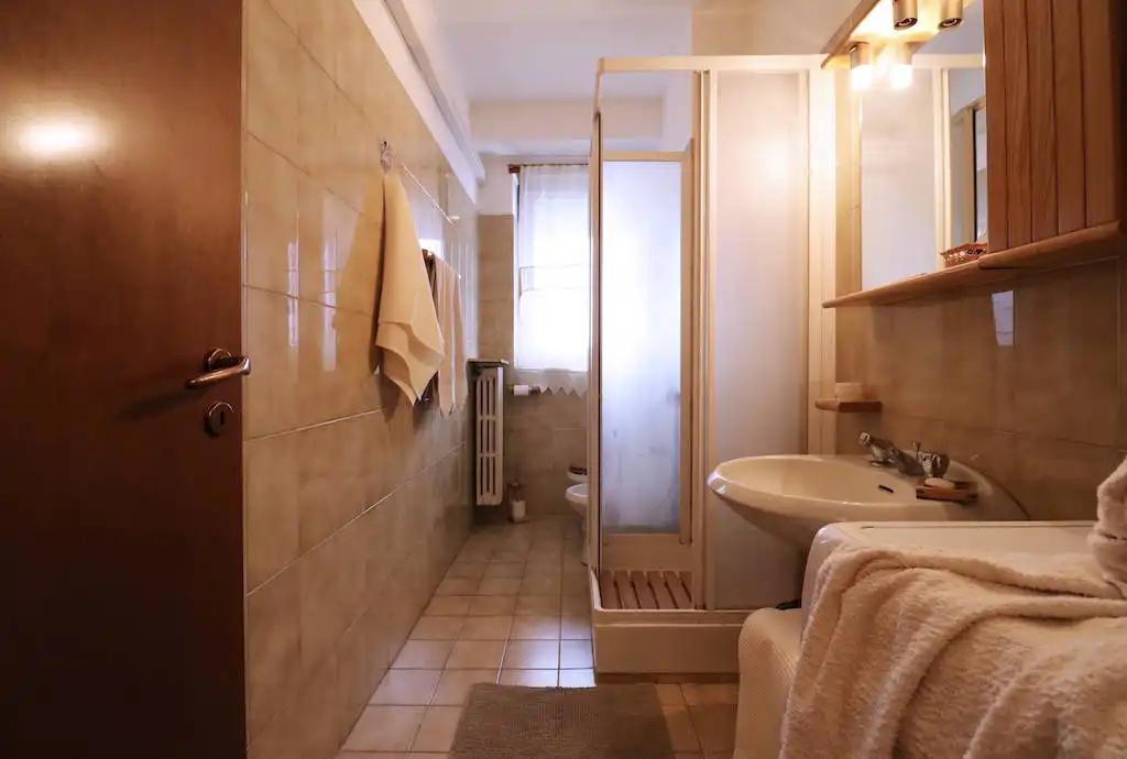 Attico-con-ampio-terrazzo-in-vendita-a-Milano-33