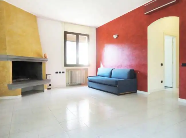 Villa-con-due-appartamenti-in-vendita-a-Cornate-d-Adda-11