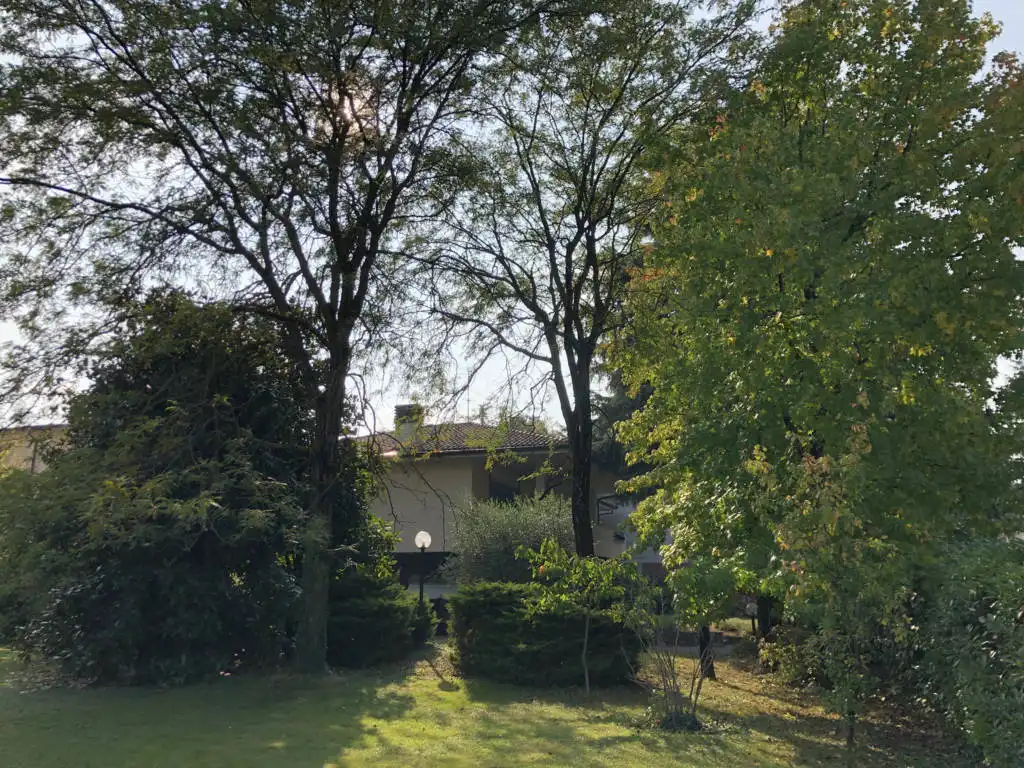 Villa-con-due-appartamenti-in-vendita-a-Cornate-d-Adda-16