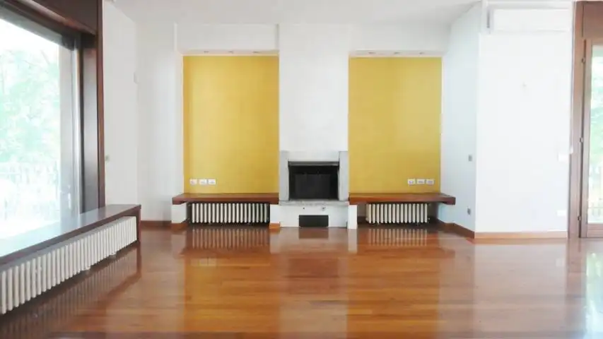 Villa-con-due-appartamenti-in-vendita-a-Cornate-d-Adda-6