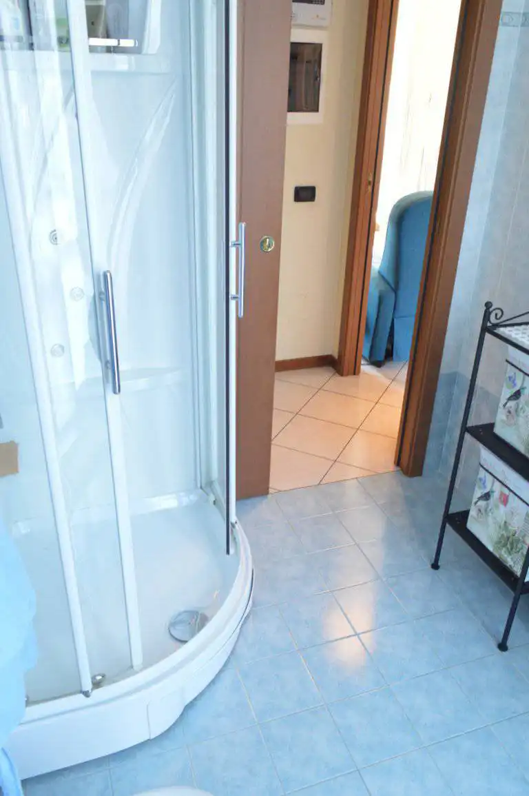 Villa-con-giardino-in-vendita-a-Busnago-16