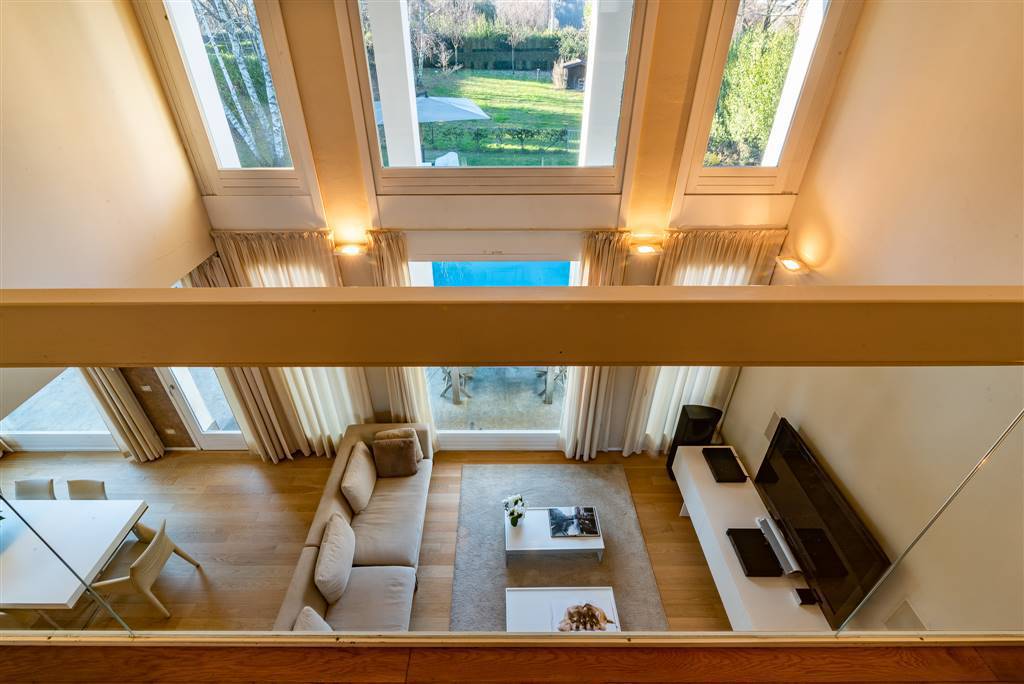 Consulente Immobiliare Professionista Consulente Immobiliare - Villa con piscina in vendita a Robbiate - Lecco