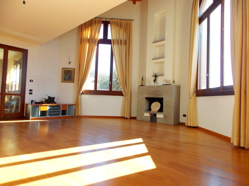 Villa-singola-in-vendita-a-Bernareggio-in-Brianza-3