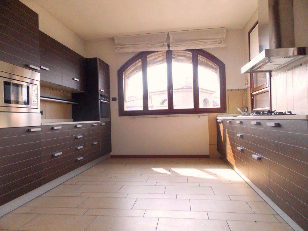 Villa-singola-in-vendita-a-Bernareggio-in-Brianza-8