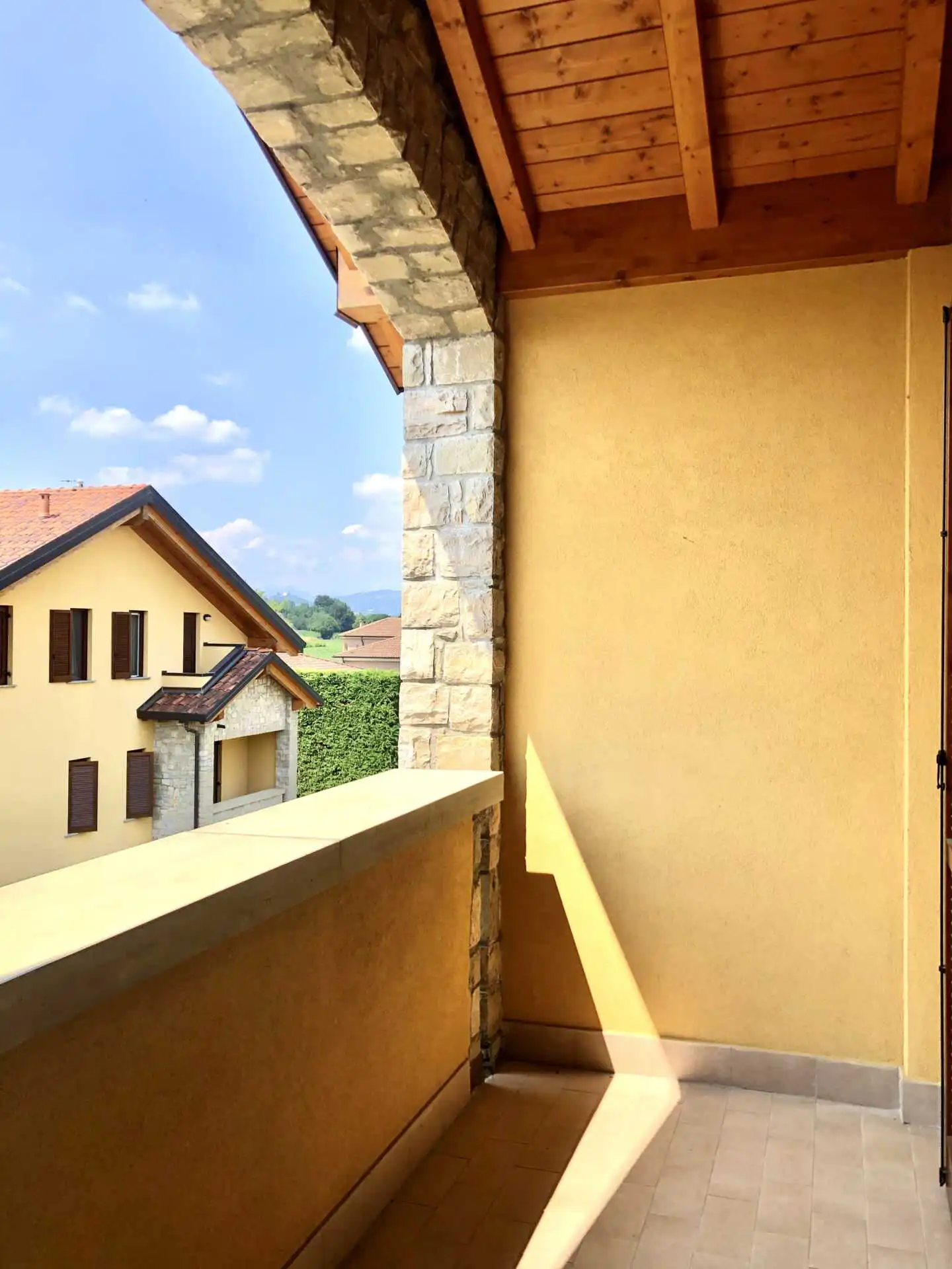 Bernareggio-case-in-vendita-bilocale-moderno-ultimo-piano (16)