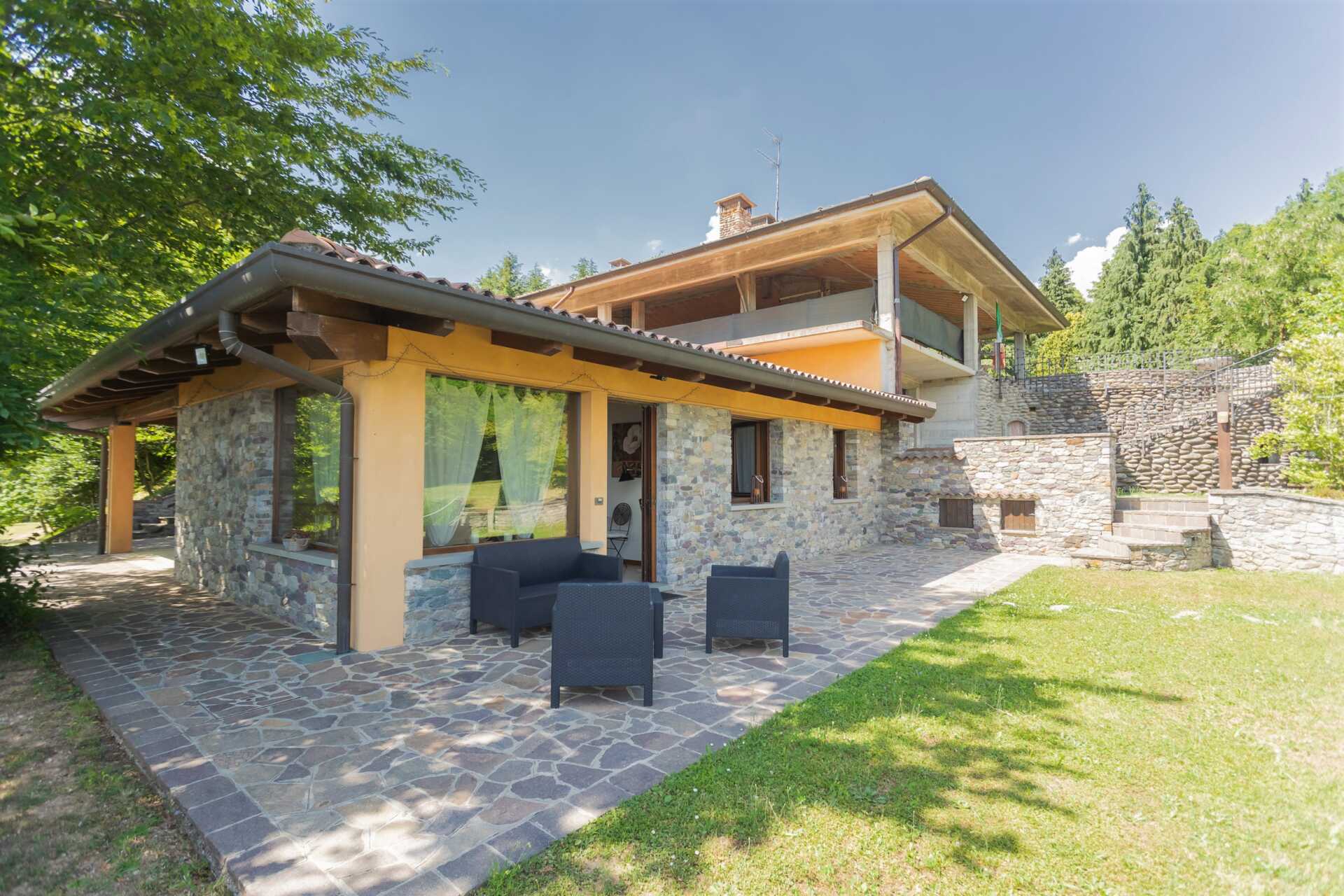 villa-in-vendita-almenno-san-salvatore-con-terreno-casa&style-immobiliare-milano-brianza (20)