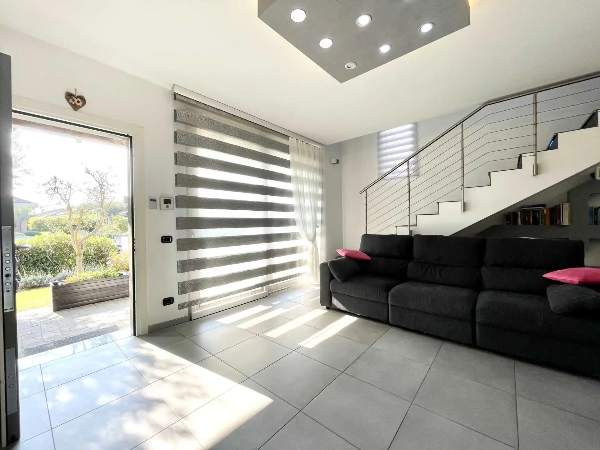 Moderna-villa-in-vendita-a-Bernareggio- Monza-e-Brianza (13)