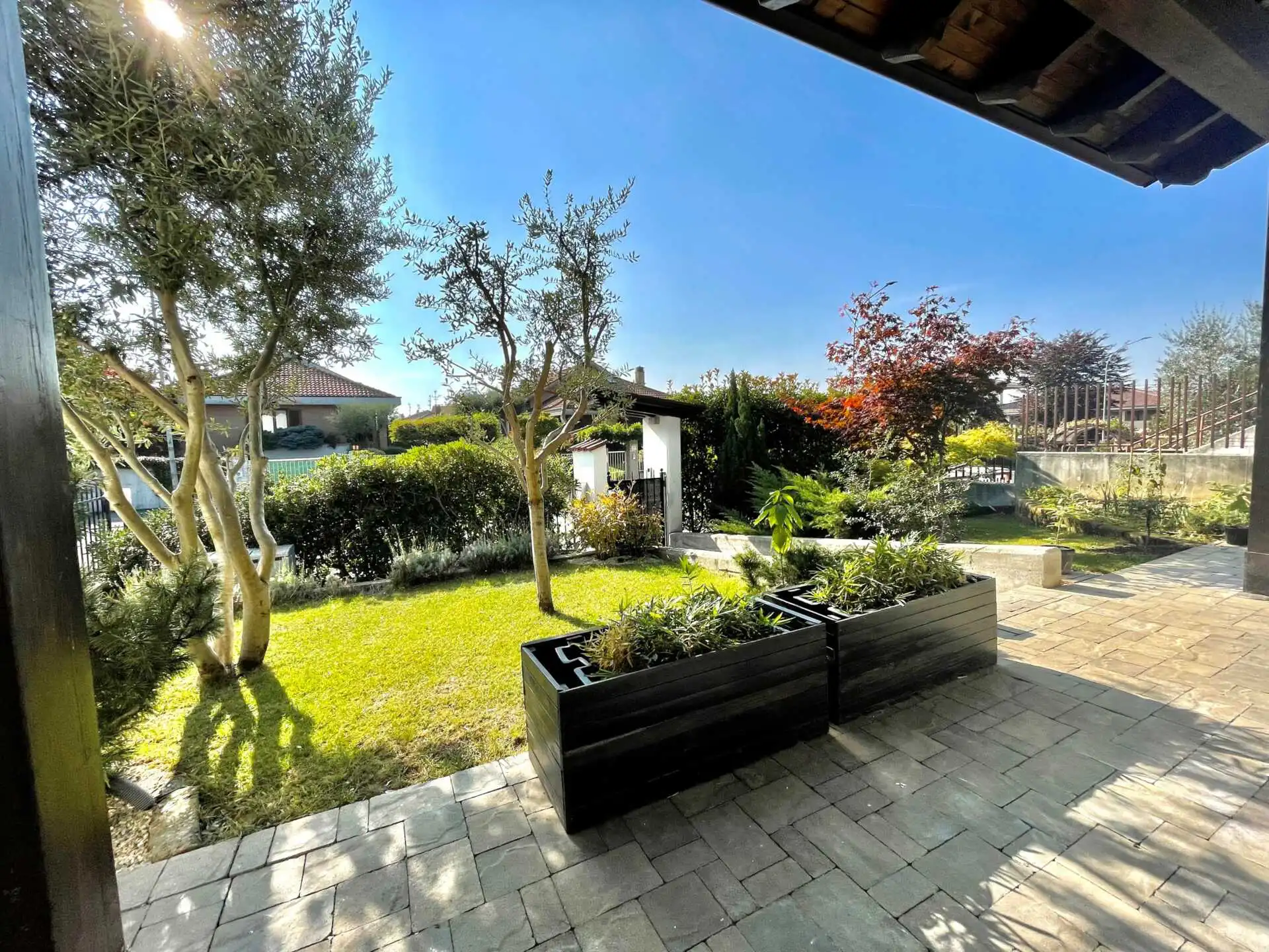 Moderna-villa-in-vendita-a-Bernareggio- Monza-e-Brianza (3)