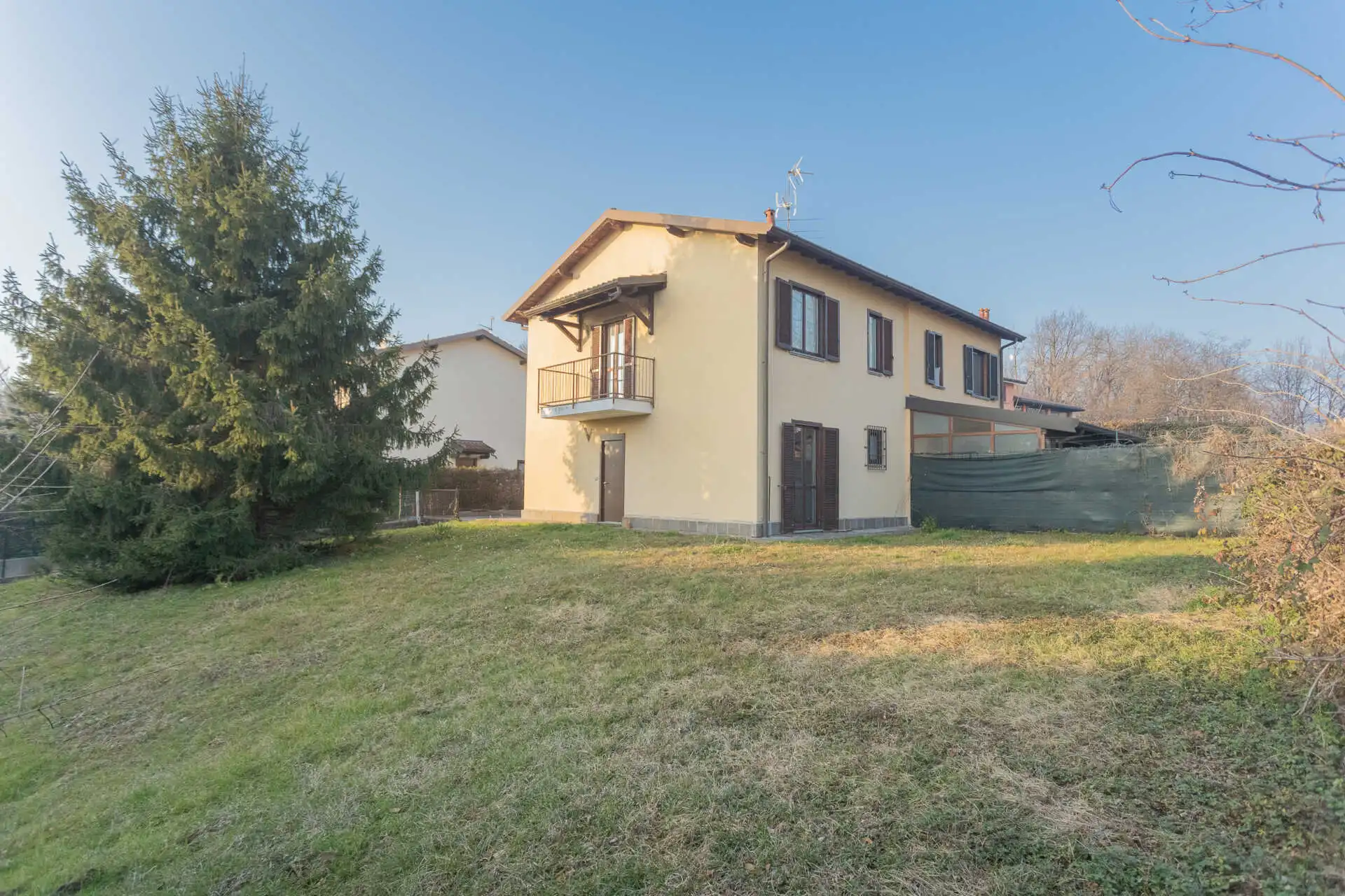 villa-bifamiliare-in-vendita-a-olgiate-molgora-immobiliare-milano-brianza-casa&style (2)