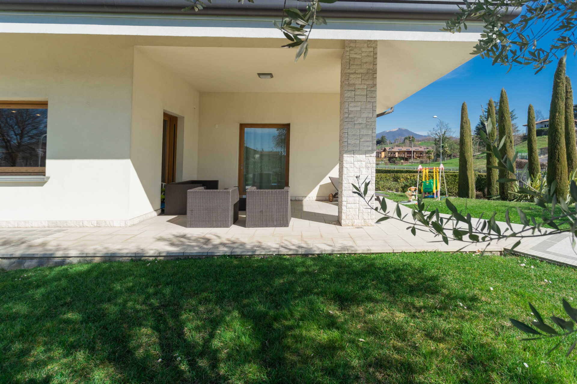 Villa in vendita a Brusaporto Bergamo ristrutturata con ascensore agenzia immobiliare milano brianza Casa&Style (48)