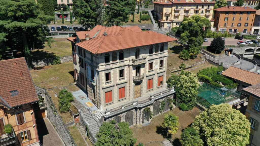 villa-in-vendita-a-lovere-sul-lago-diseo-immobiliare-milano-e-brianza-casa&style