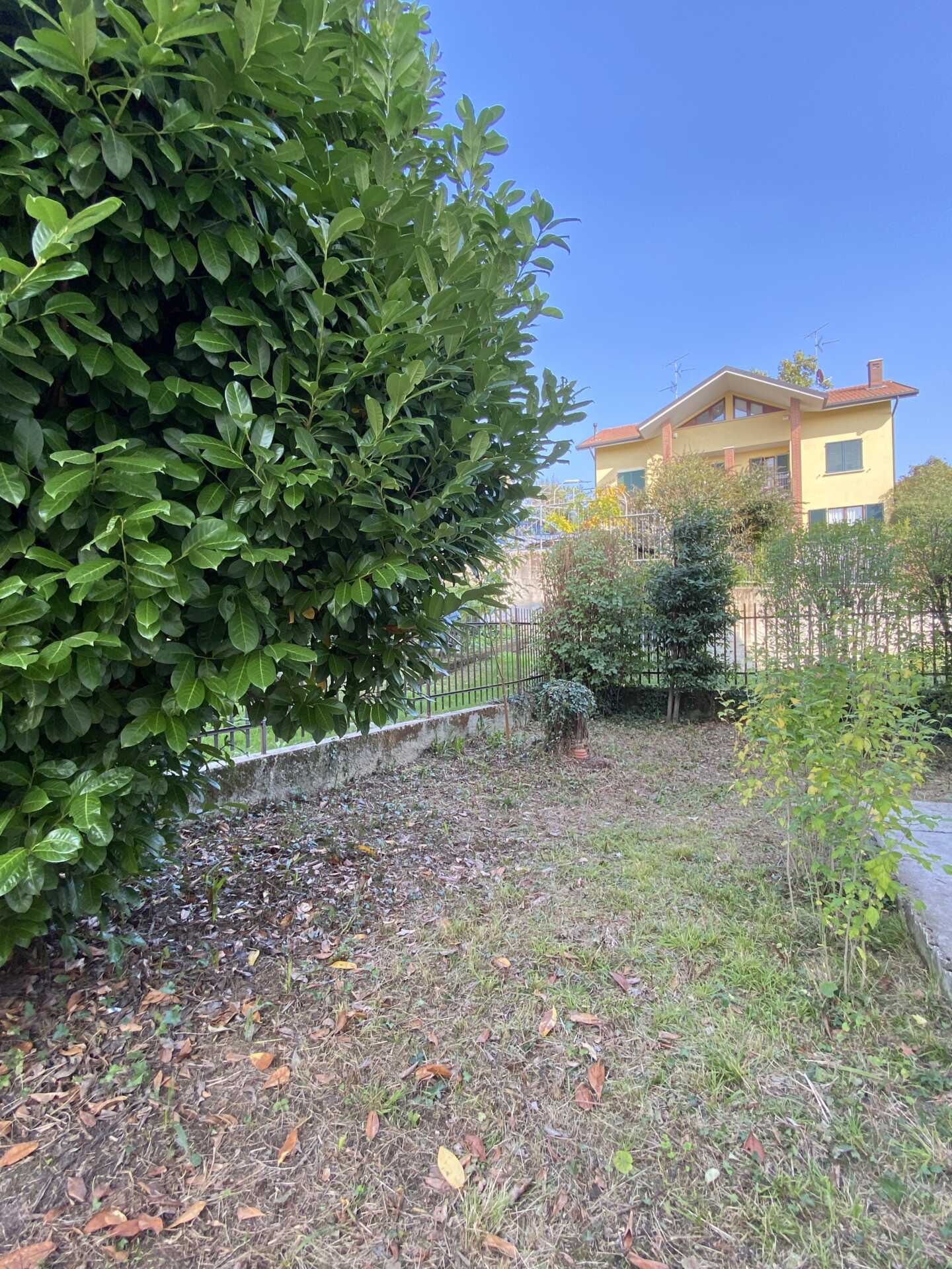 Provincia di Monza Brianza ad Aicurzio in vendita una villa (10)