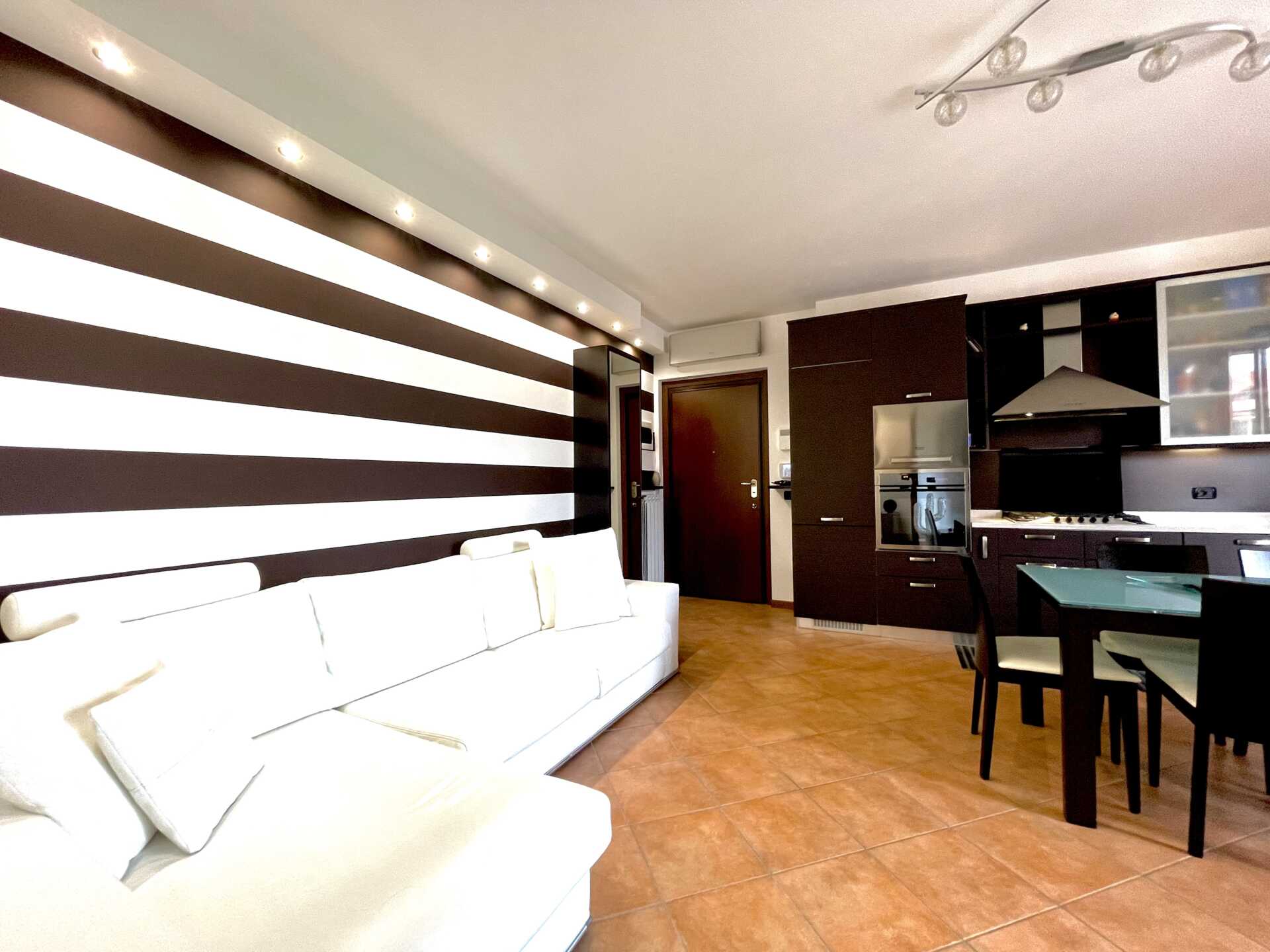 Appartamento in vendita a Busnago con terrazzo (9)