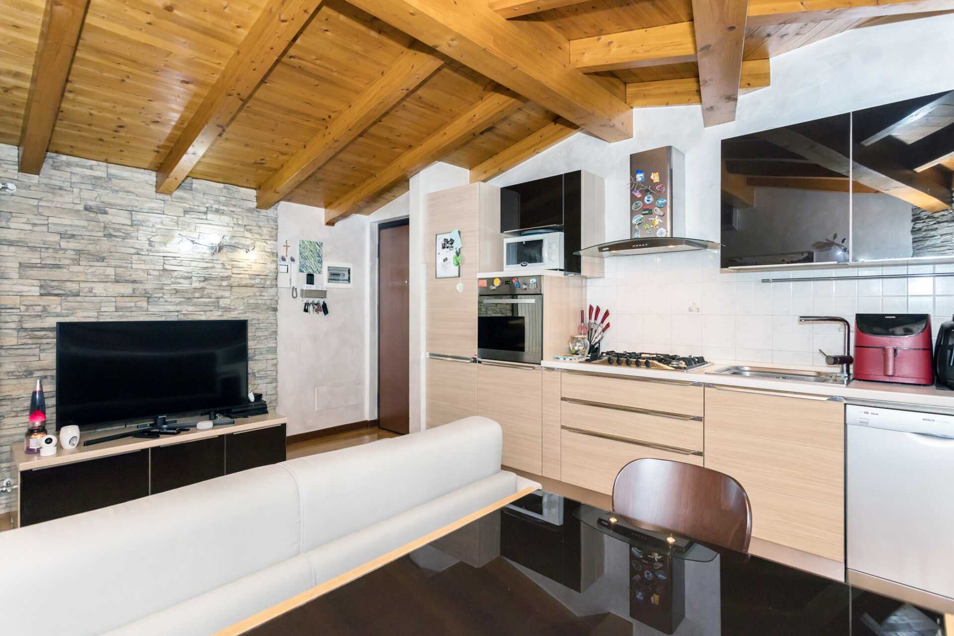 Appartamento in vendita a Busnago mansardato (5)