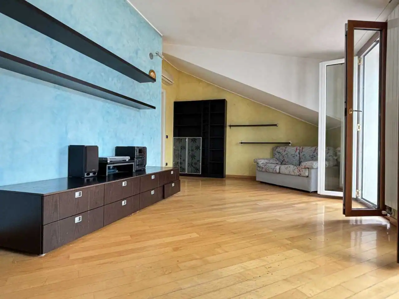 villa-in-vendita-a-camparada-con-2-appartamenti-2-locali (3)