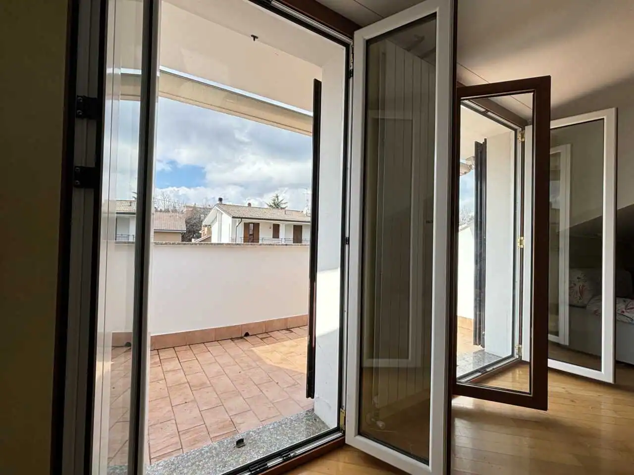 villa-in-vendita-a-camparada-con-2-appartamenti-2-locali (5)