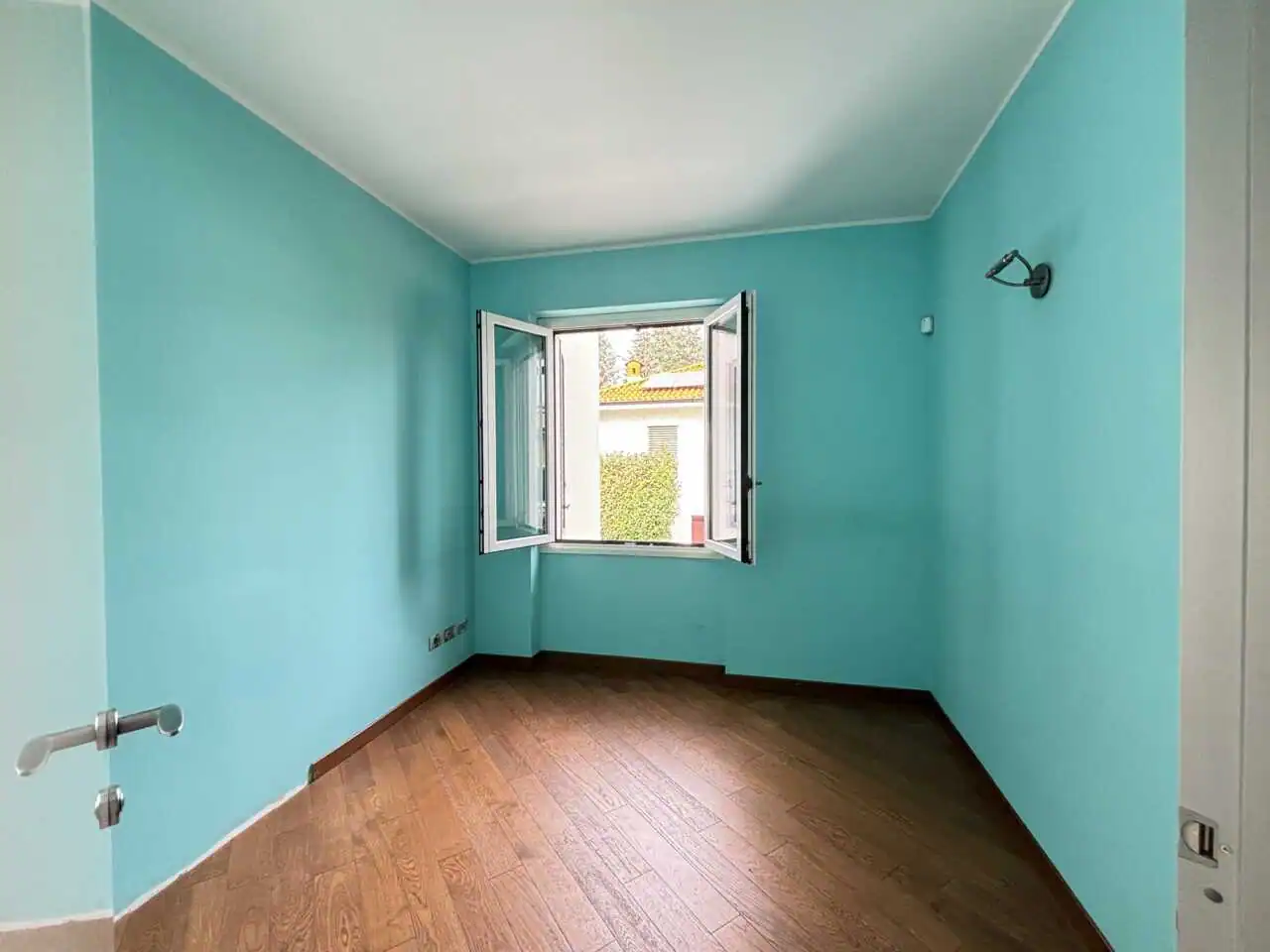 villa-in-vendita-a-camparada-con-2-appartamenti-4-locali (14)