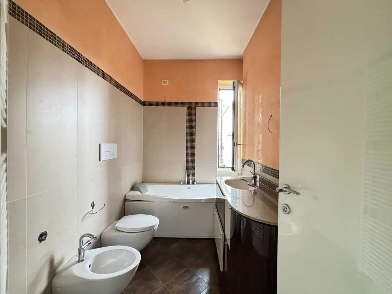 villa-in-vendita-a-camparada-con-2-appartamenti-4-locali (16)