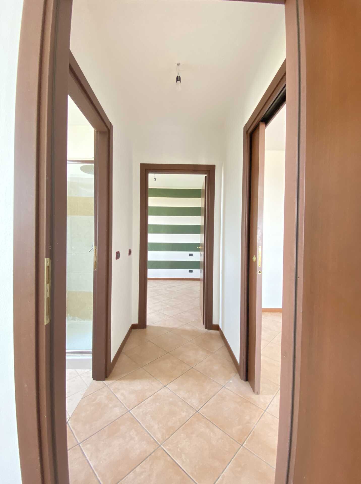 Appartamento in vendita a Busnago con terrazzo (12)