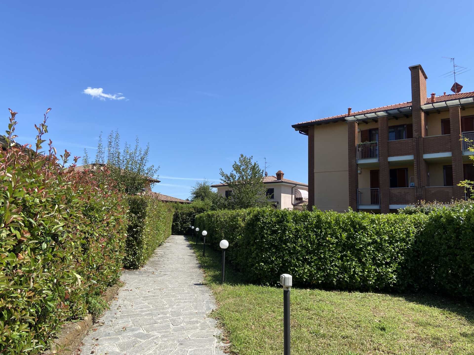 Appartamento in villa in vendita a Busnago con terrazzo (5)