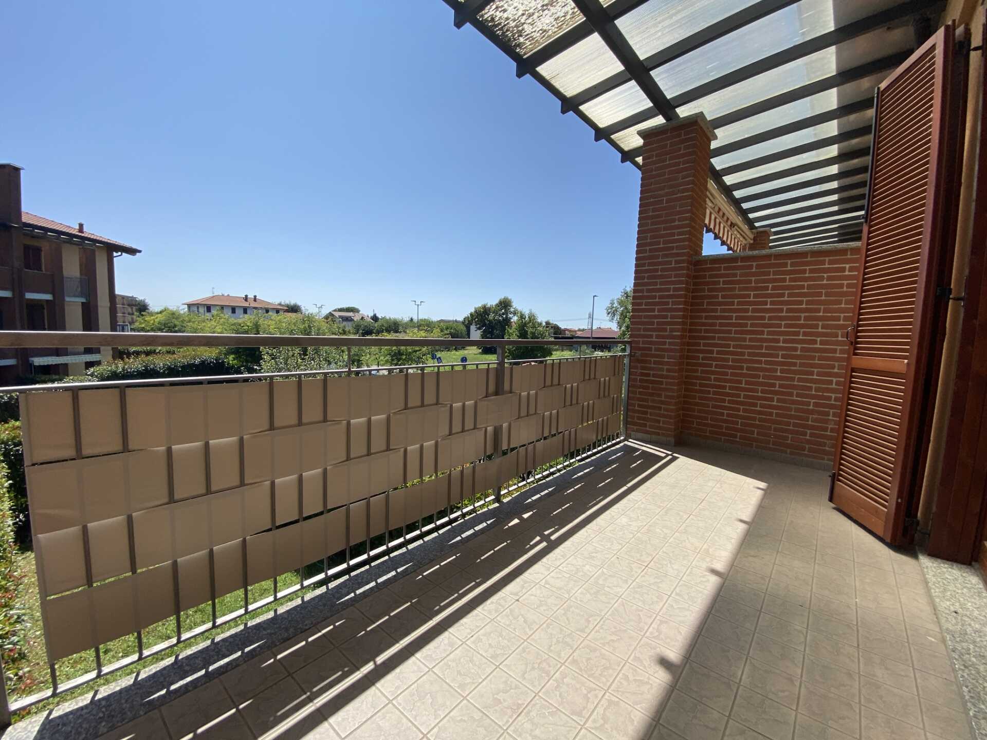 Appartamento in villa in vendita a Busnago con terrazzo (9)