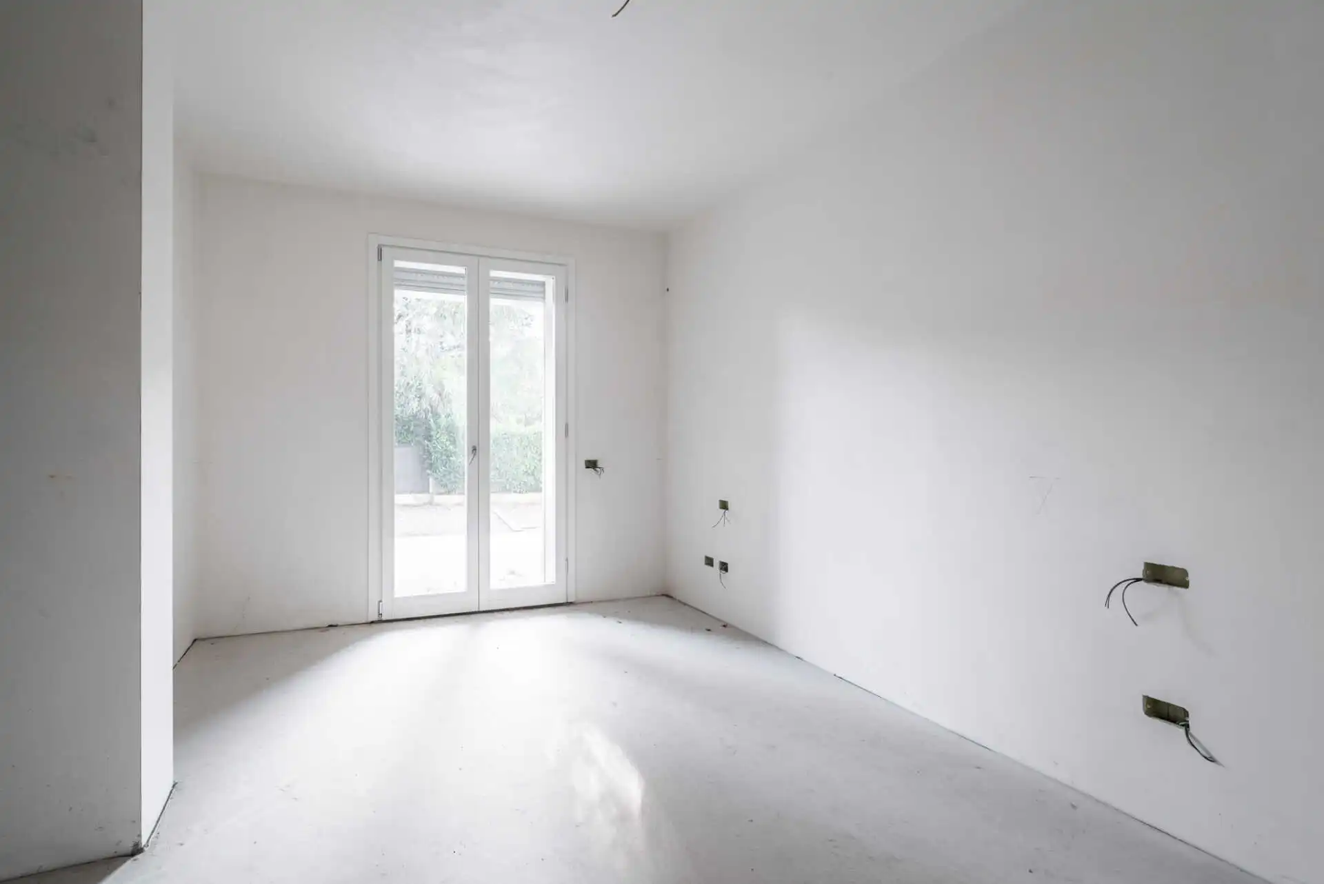 Merate vendesi in nuova costruzione 3 locali con giardino (15)