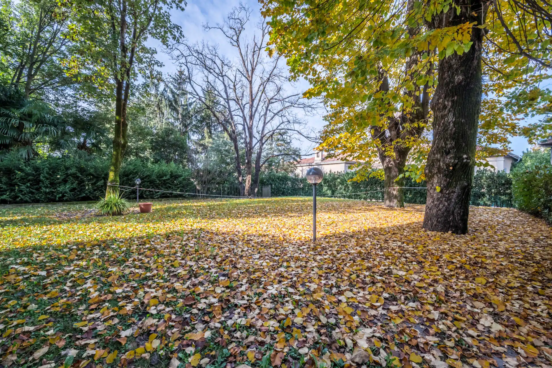 Merate vendesi in nuova costruzione 3 locali con giardino (26)
