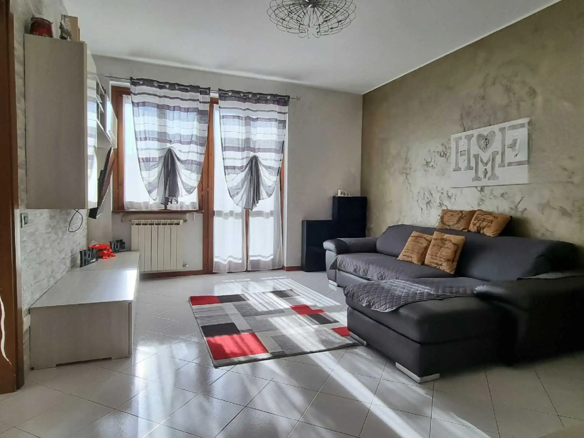 Appartamento in vendita a Mezzago ultimo piano (1)