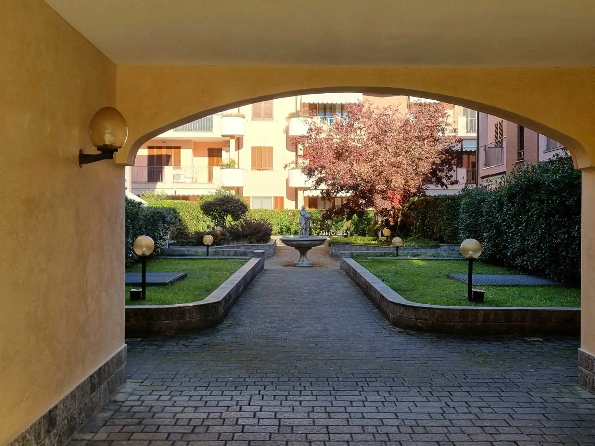 Appartamento in vendita a Mezzago ultimo piano (17)