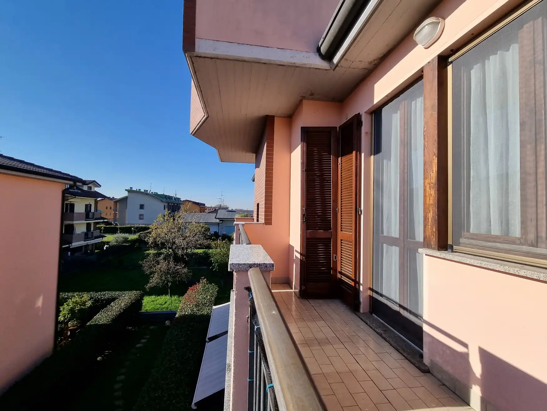 Appartamento in vendita a Mezzago ultimo piano (2)