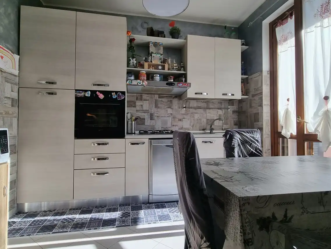 Appartamento in vendita a Mezzago ultimo piano (9)