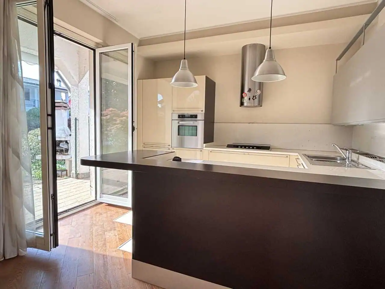 Villa in vendita a Camparada con 2 appartamenti casaestyle (14)