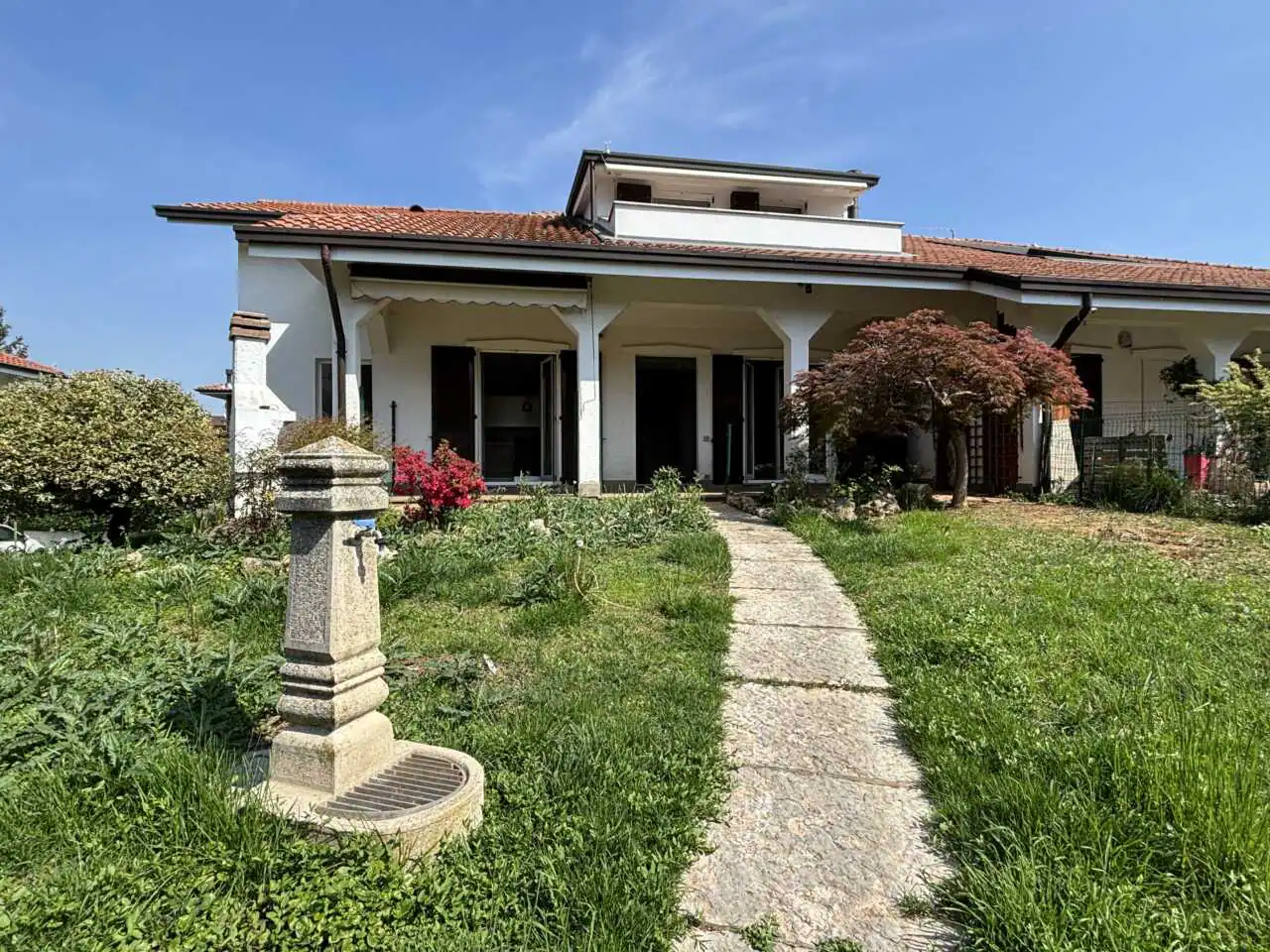 Villa in vendita a Camparada con 2 appartamenti casaestyle (4)