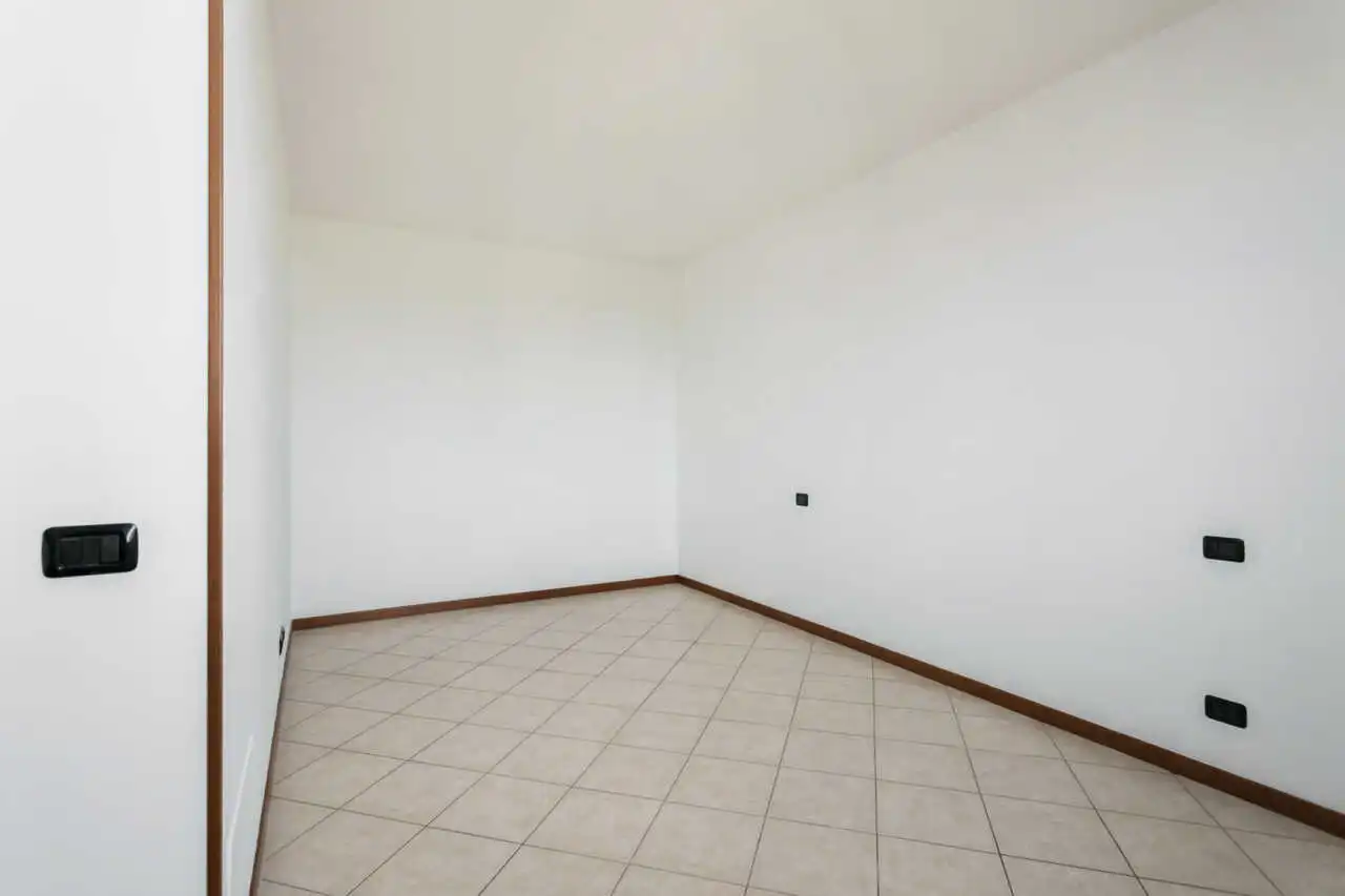 appartamento-a-busnago-ultimo-piano-in-vendita 13