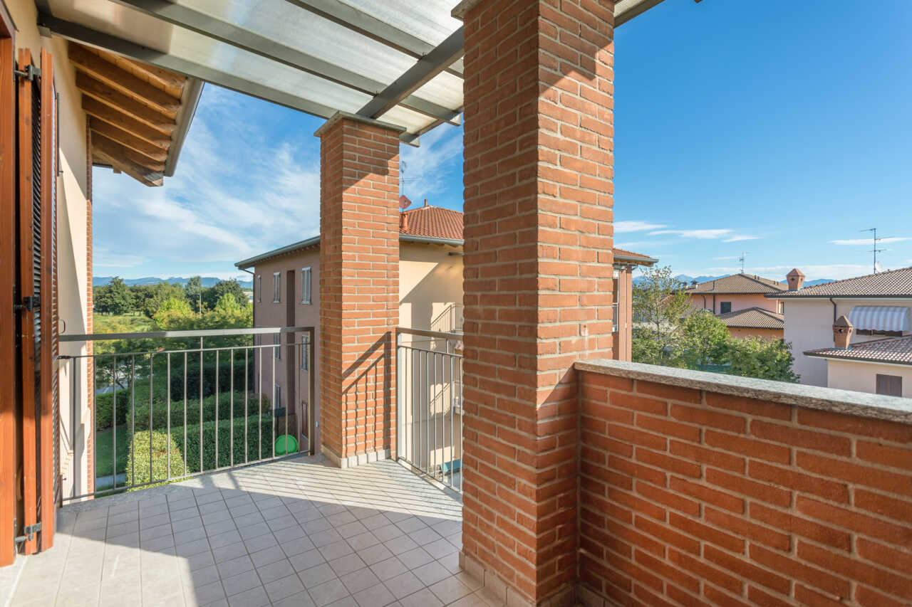 appartamento-a-busnago-ultimo-piano-in-vendita 6