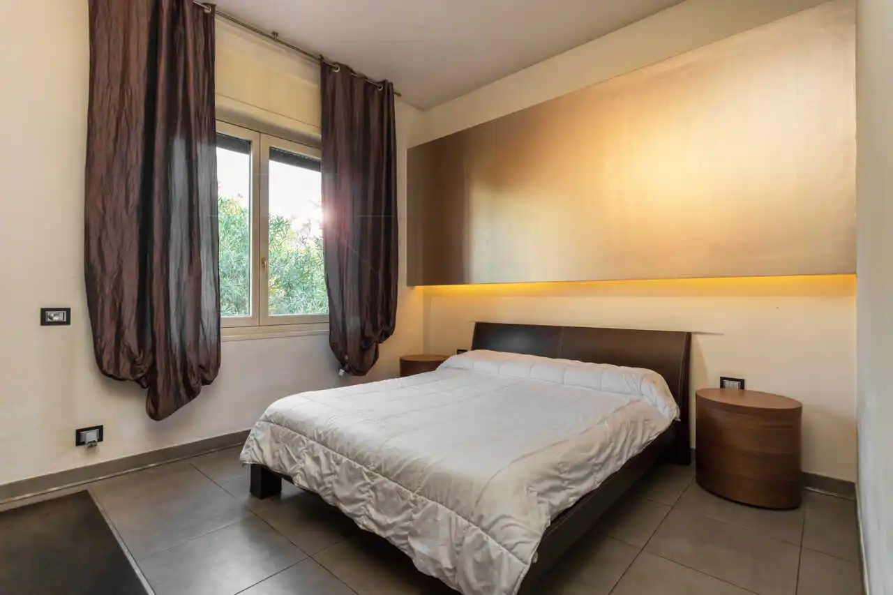 splendida-villa-con-piscina-in-vendita-a-usmate-velate-agenzia-immobiliare-milano-brianza-casa&style 15