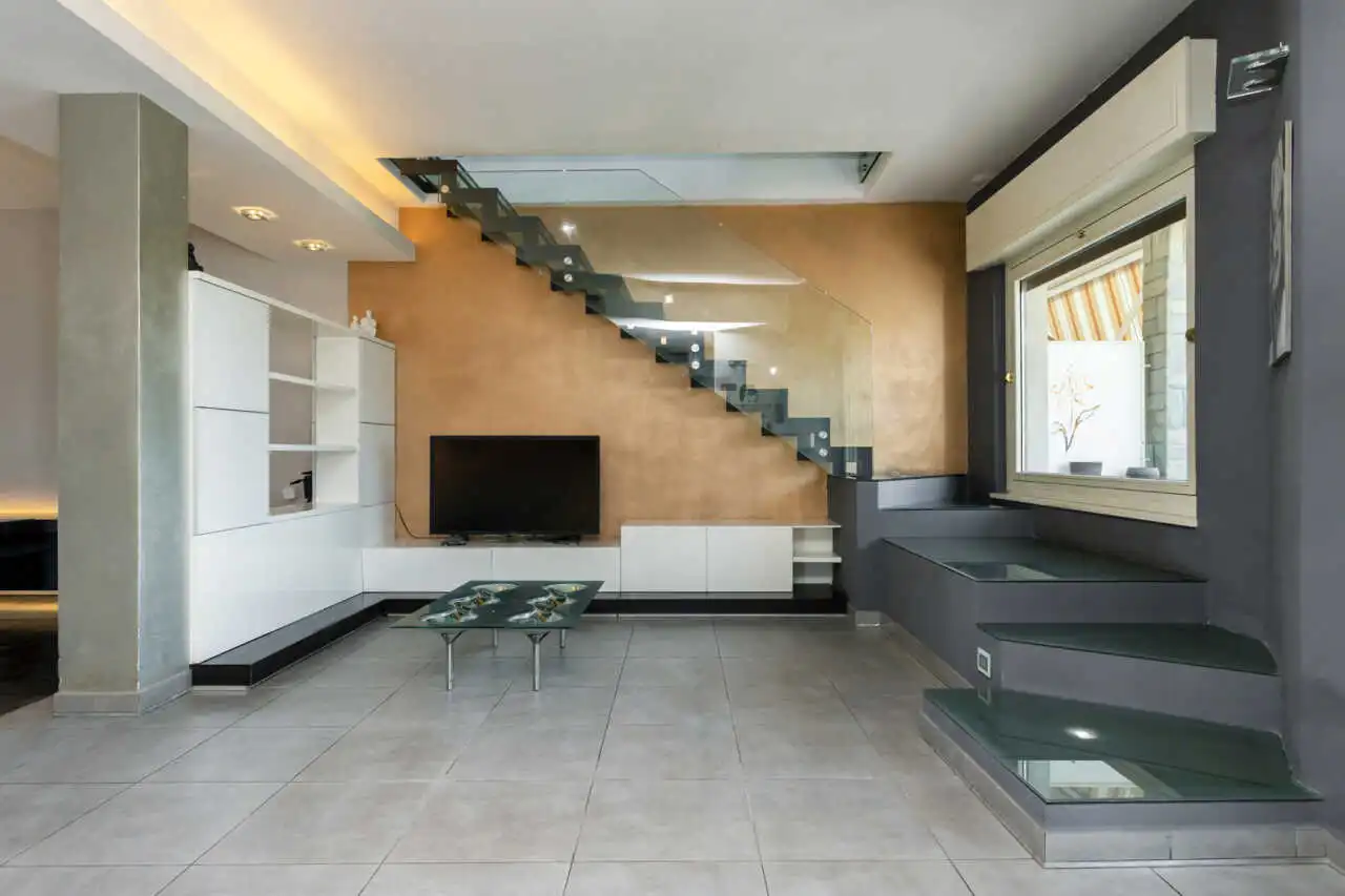 splendida-villa-con-piscina-in-vendita-a-usmate-velate-agenzia-immobiliare-milano-brianza-casa&style 4