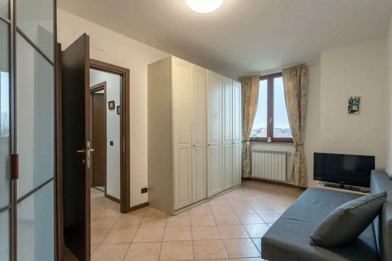 appartamento-a-busnago-in-vendita-ultimo-piano-3-locali-agenzia-casa&style-12