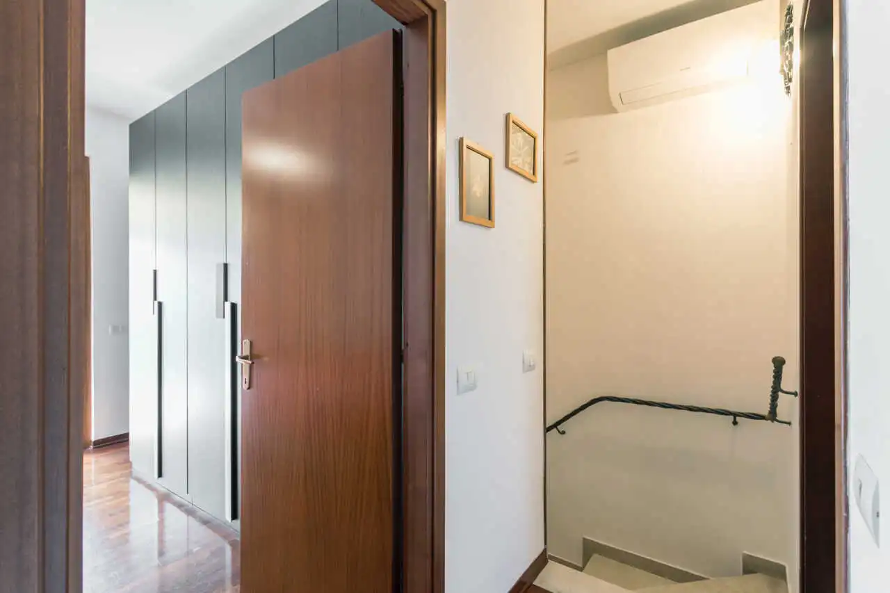 villa-di-testa-in-vendita-a-ornago-monza-e-brianza-casa&style-agenzia-immobiliare-milano-e-brianza-18