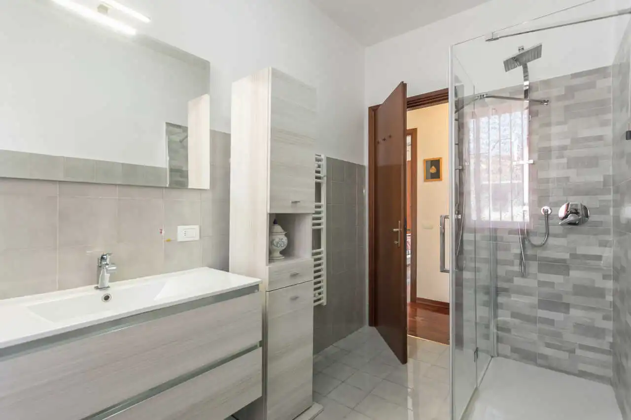 villa-di-testa-in-vendita-a-ornago-monza-e-brianza-casa&style-agenzia-immobiliare-milano-e-brianza-22