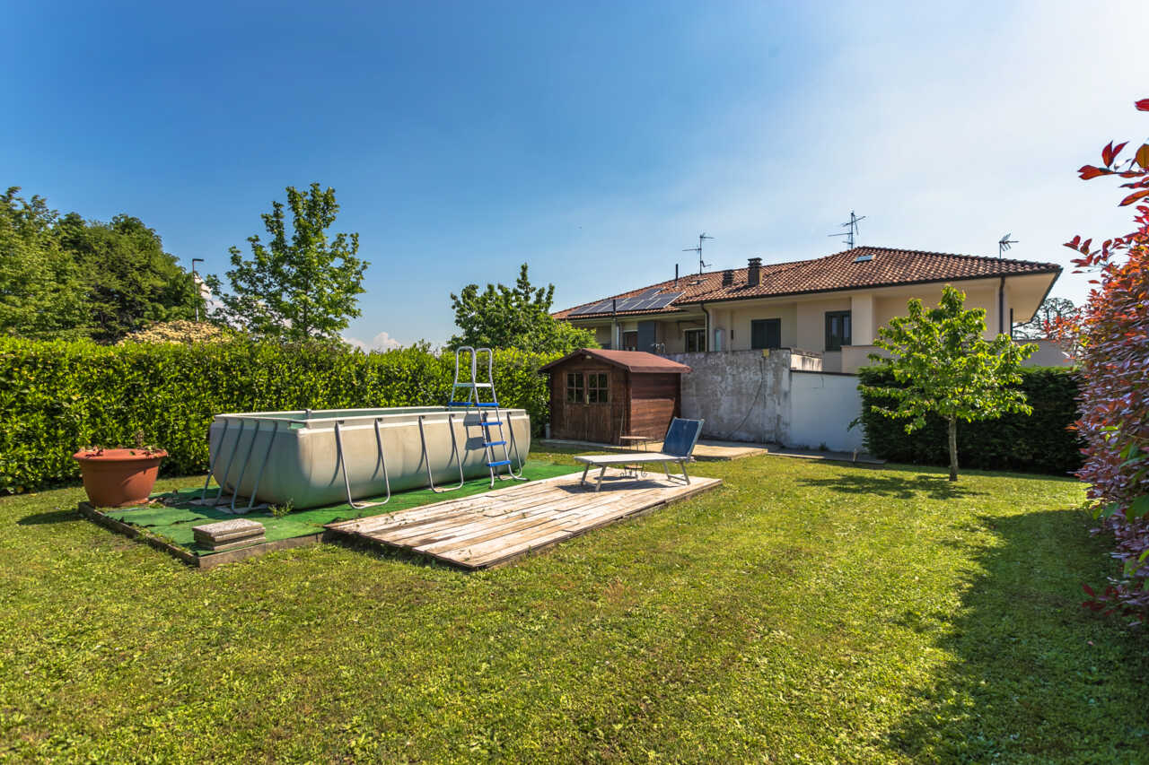 appartamento-con-giardino-di-500-mq-a-busnago-in-vendita-con-tavernaBUSNAGO-31