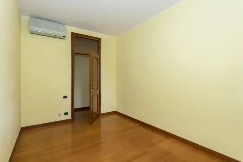 In vendita ampia proprietà immobiliare in Brianza a Bellusco