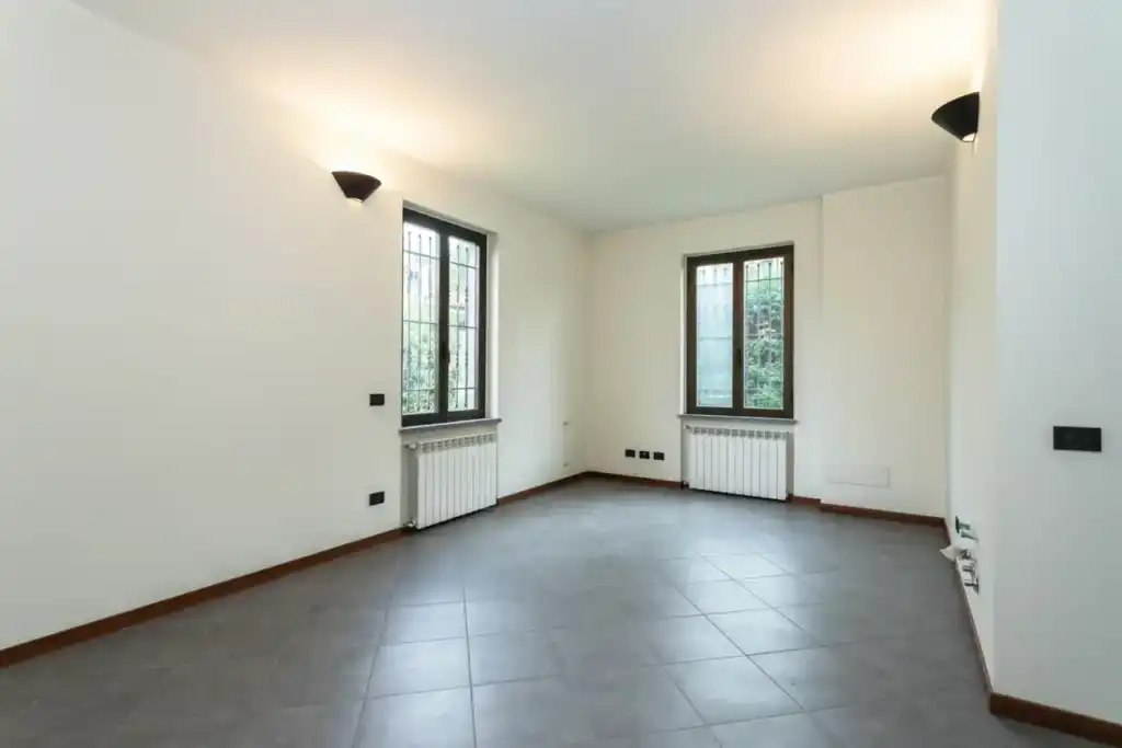 In vendita ampia proprietà immobiliare in Brianza a Bellusco