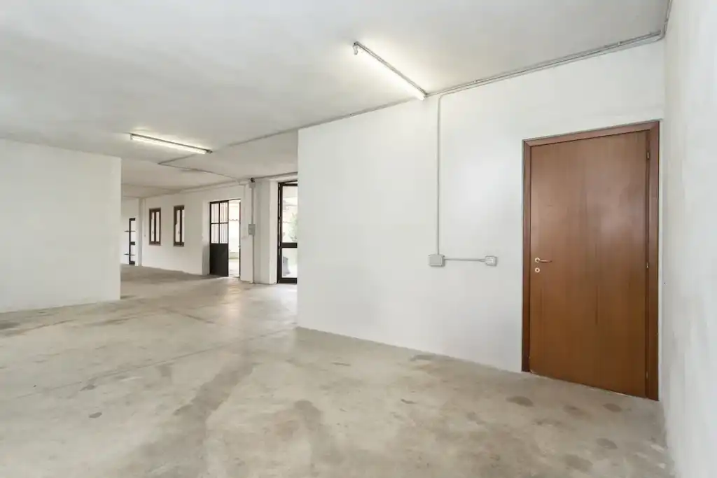 In vendita ampia proprietà immobiliare in Brianza a Bellusco