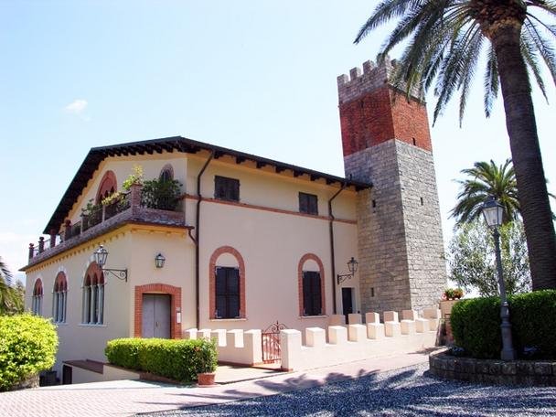 Attico di pregio in vendita ad Ameglia #casaestyle