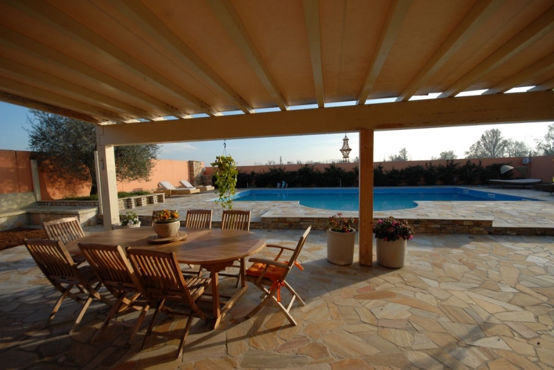 LA VILLA CON PISCINA: DA SOGNO A REALTA’ ! - 1