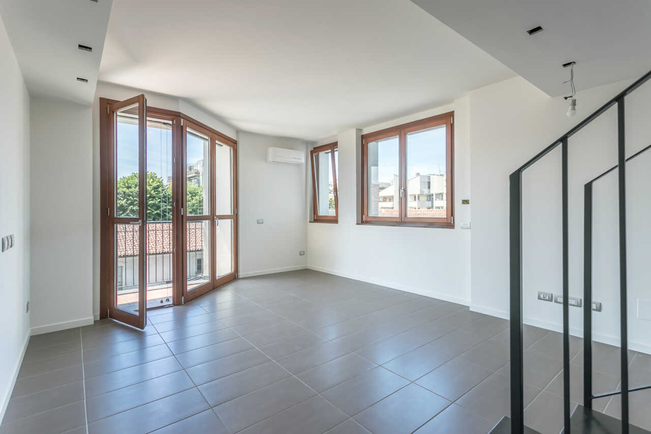 Appartamento-a-Lissone-Monza-e-Brianza-in-Vendita-3-locali-Duplex-Piano-3-e-4-A13.3-2