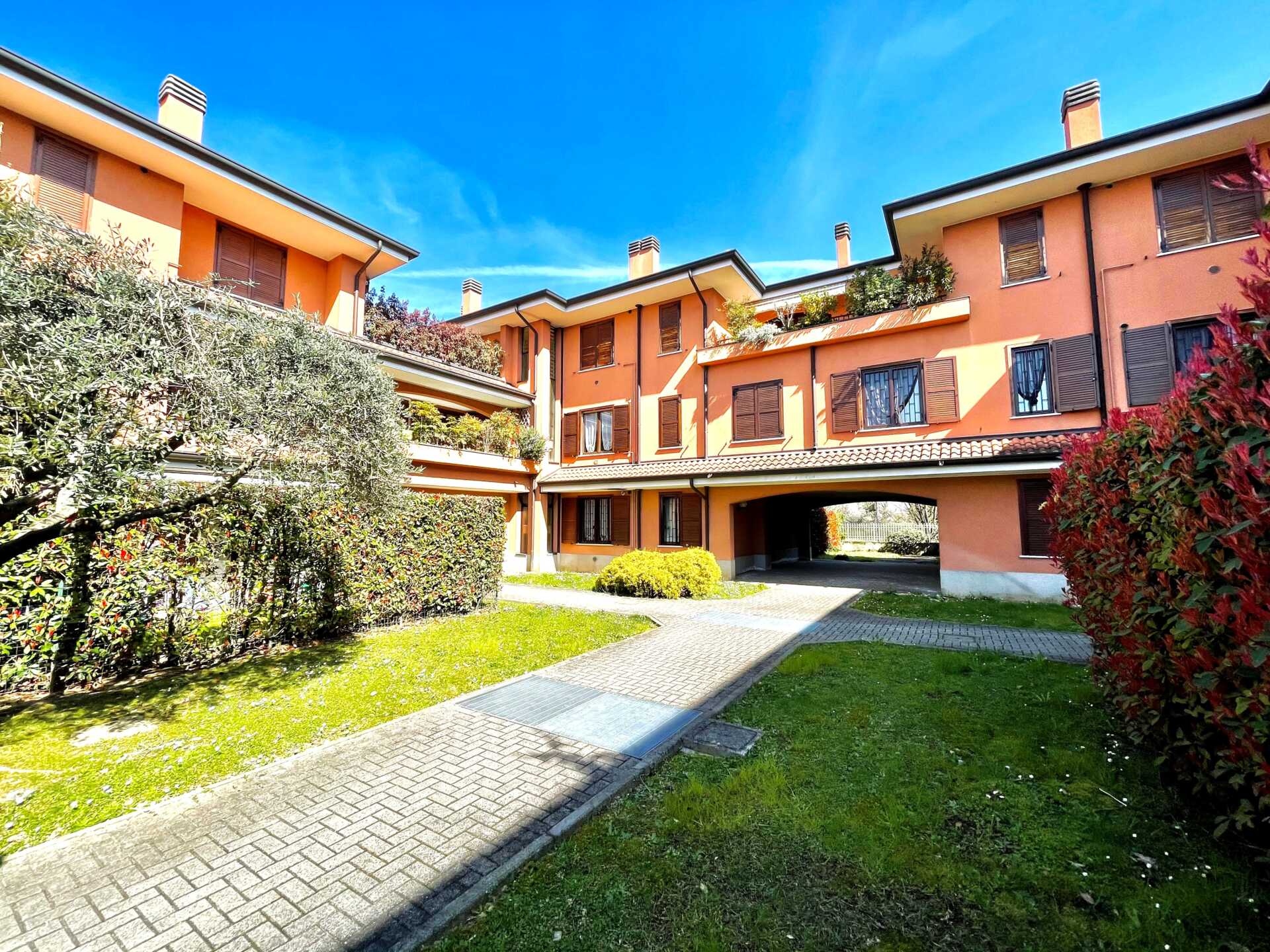 Appartamento-in-vendita-a-Cambiago-in-Brianza-bilocale-con-terrazzo-agenzia-immobiliare-milano-brianza-casastyle-22